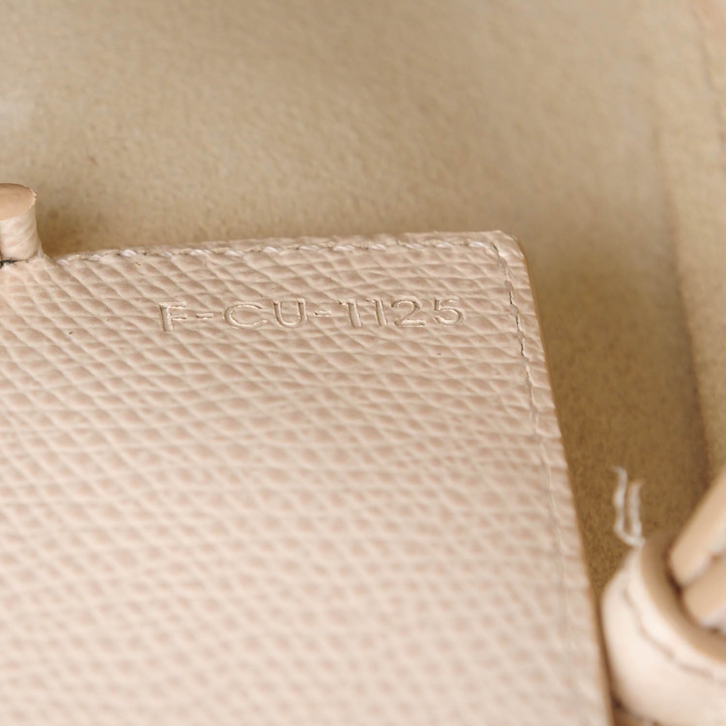 Grained Calfskin Small Vertical Bi-Cabas Cream Black