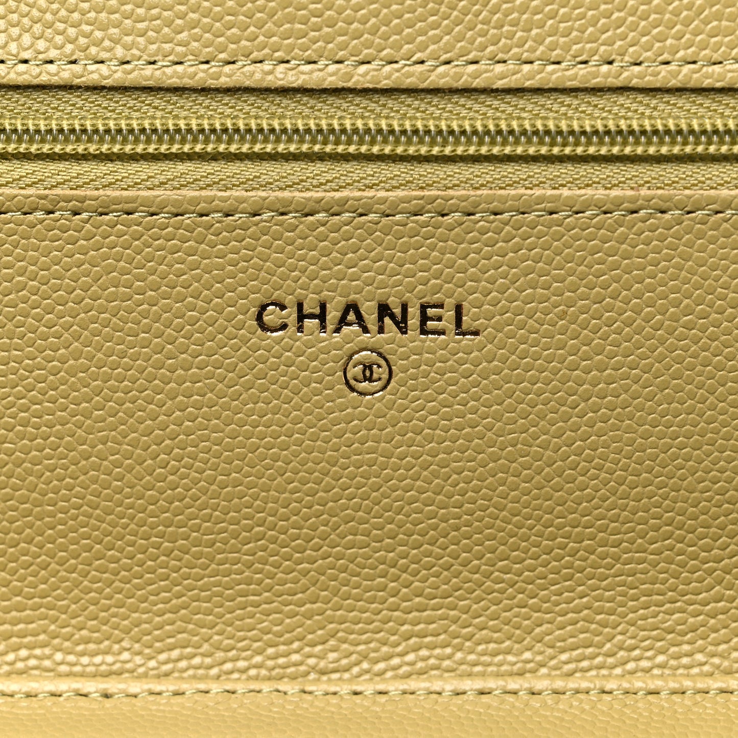 Caviar Quilted Wallet On Chain WOC Light Green