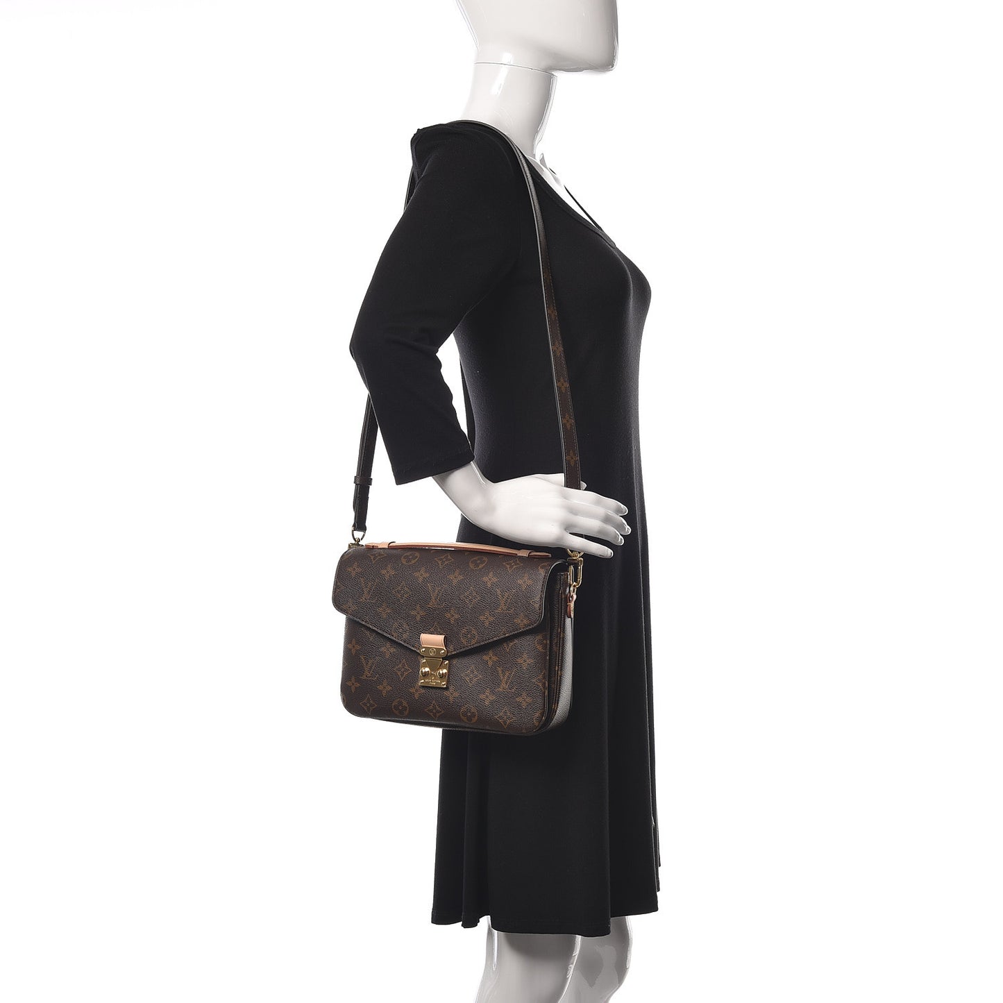 Monogram Pochette Metis