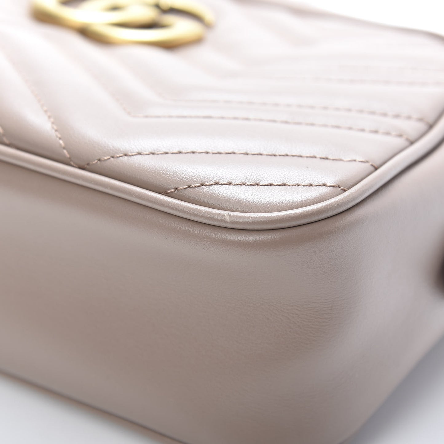 Calfskin Matelasse Small GG Marmont Chain Shoulder Bag Porcelain Rose