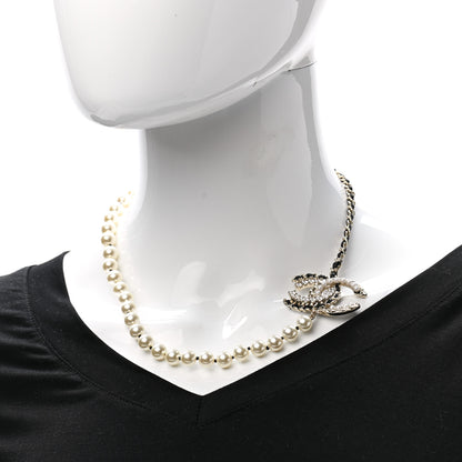 Chanel Pearl Crystal Lambskin CC Necklace Gold Black 2 of 7