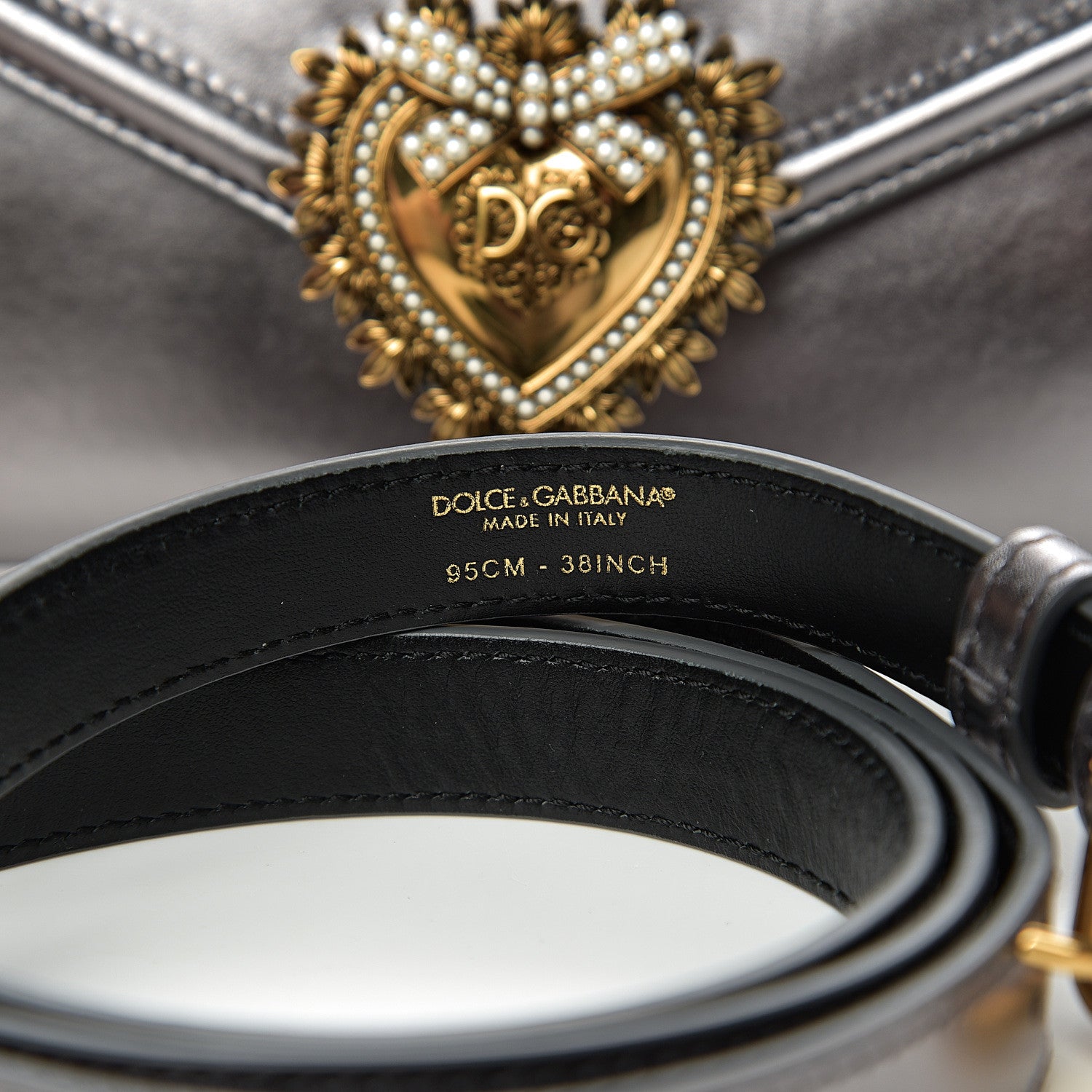 Dolce & Gabbana Metallic Agnello Vitello Devotion Belt Bag 95 38 Argento Scuro 6 of 11