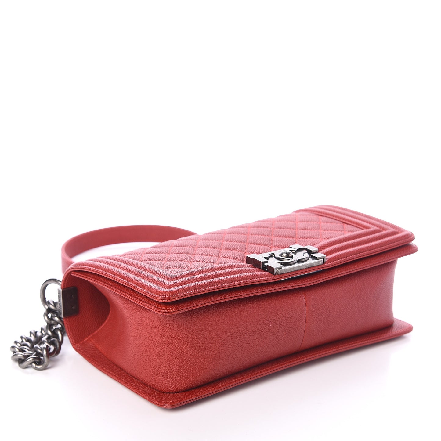 Caviar Quilted Medium Boy Flap Red