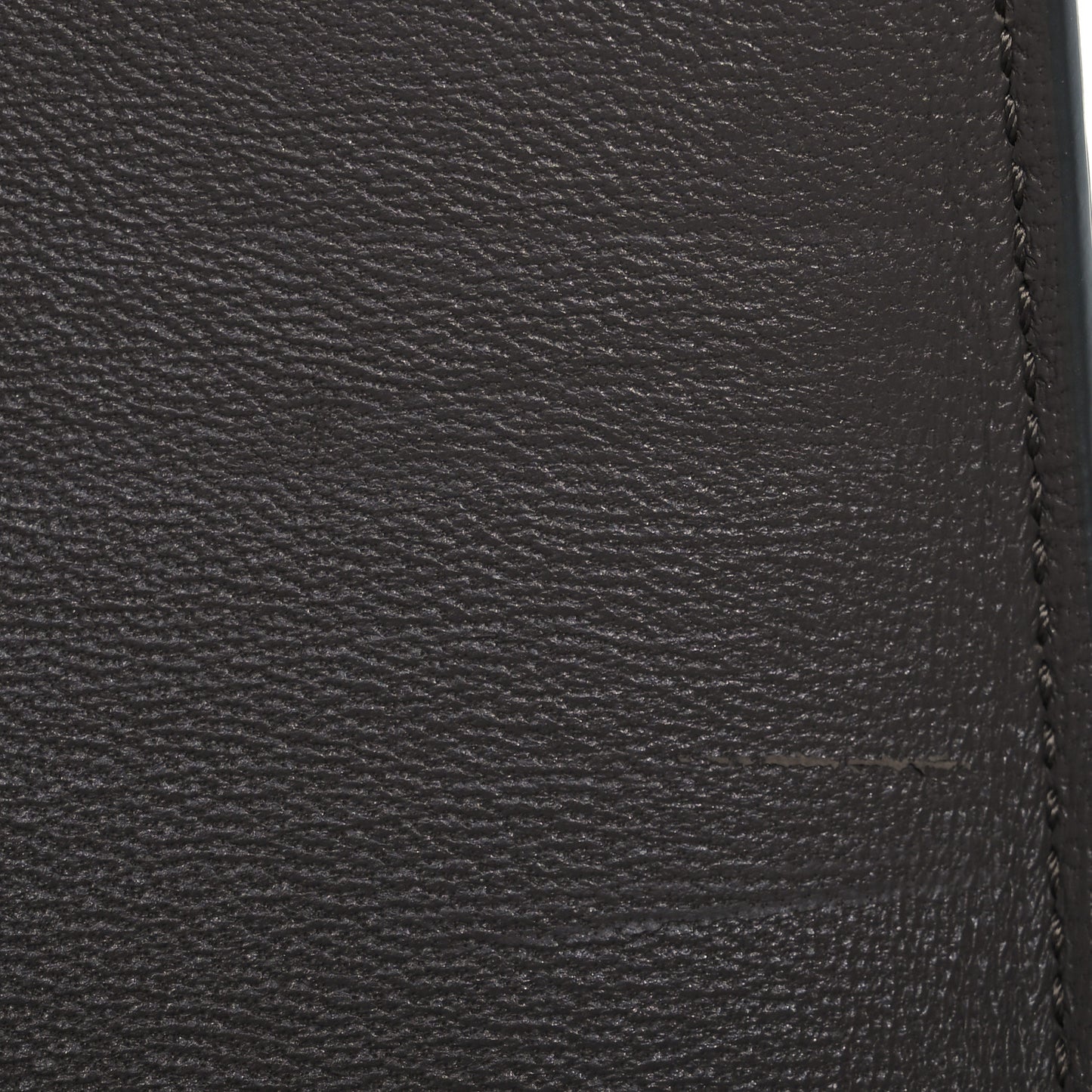 Shiny Calfskin Medium Triomphe Pebble