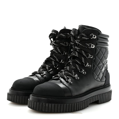 Chanel Calfskin Grosgrain Quilted Lace Up Boots 38.5 Black Grey 4 of 9