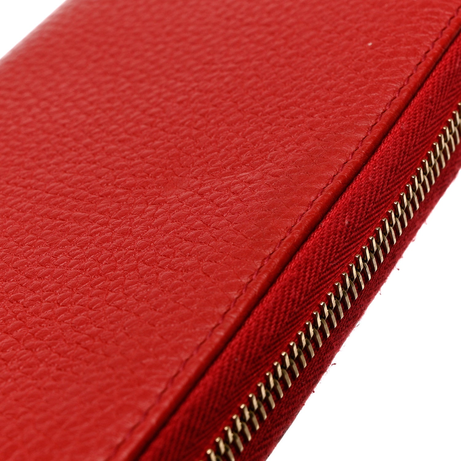 Gucci Pebbled Calfskin Soho Zip Around Wallet Red 8 of 8