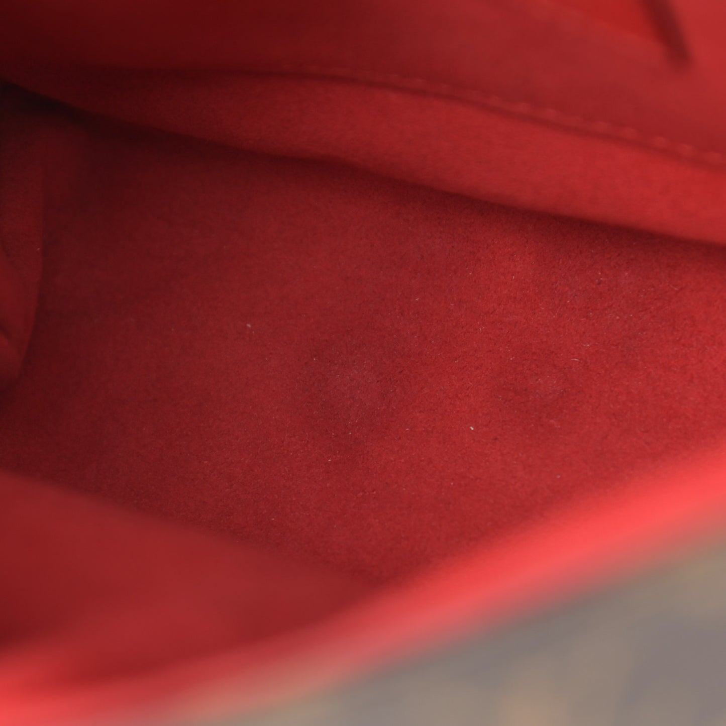 Monogram Locky BB Coquelicot