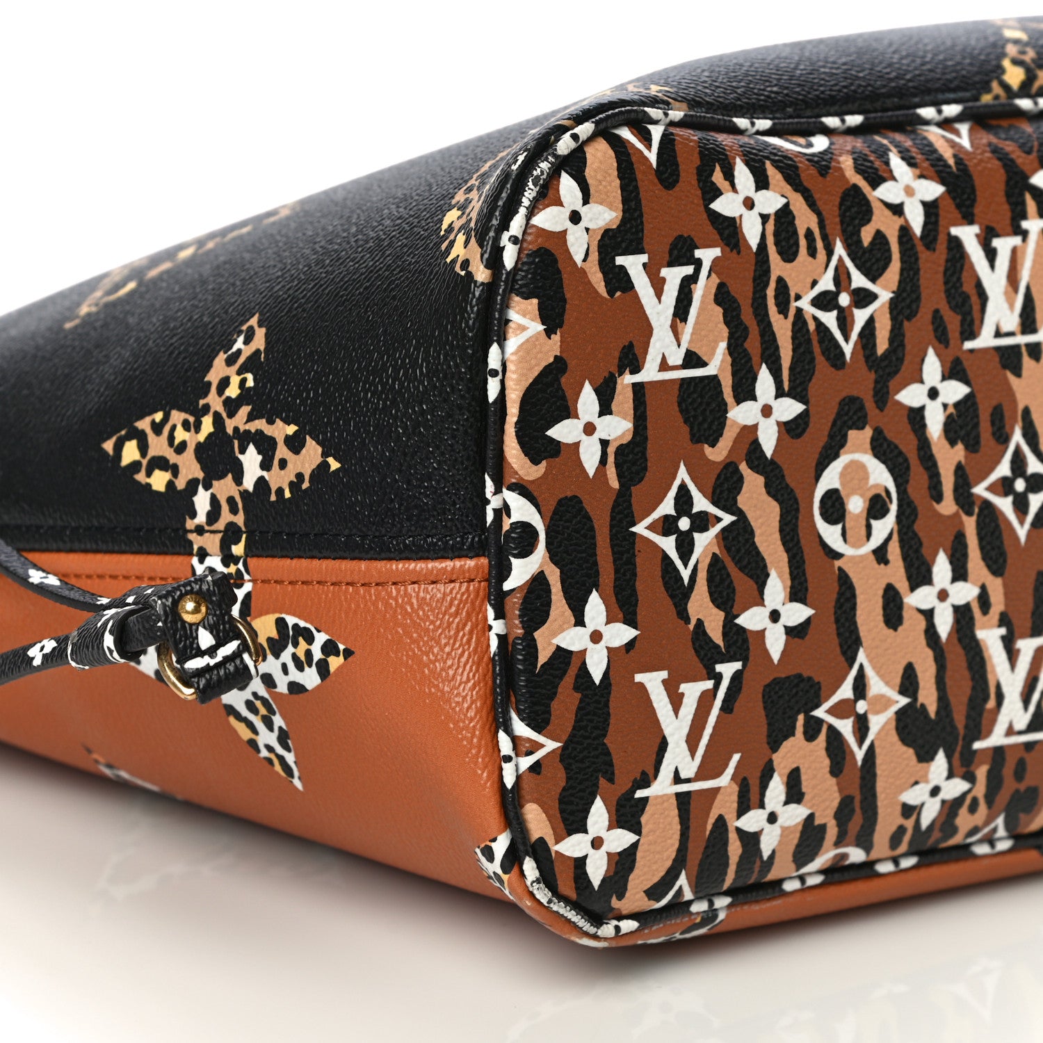 Louis Vuitton Monogram Giant Jungle Neverfull MM Black 12 of 19