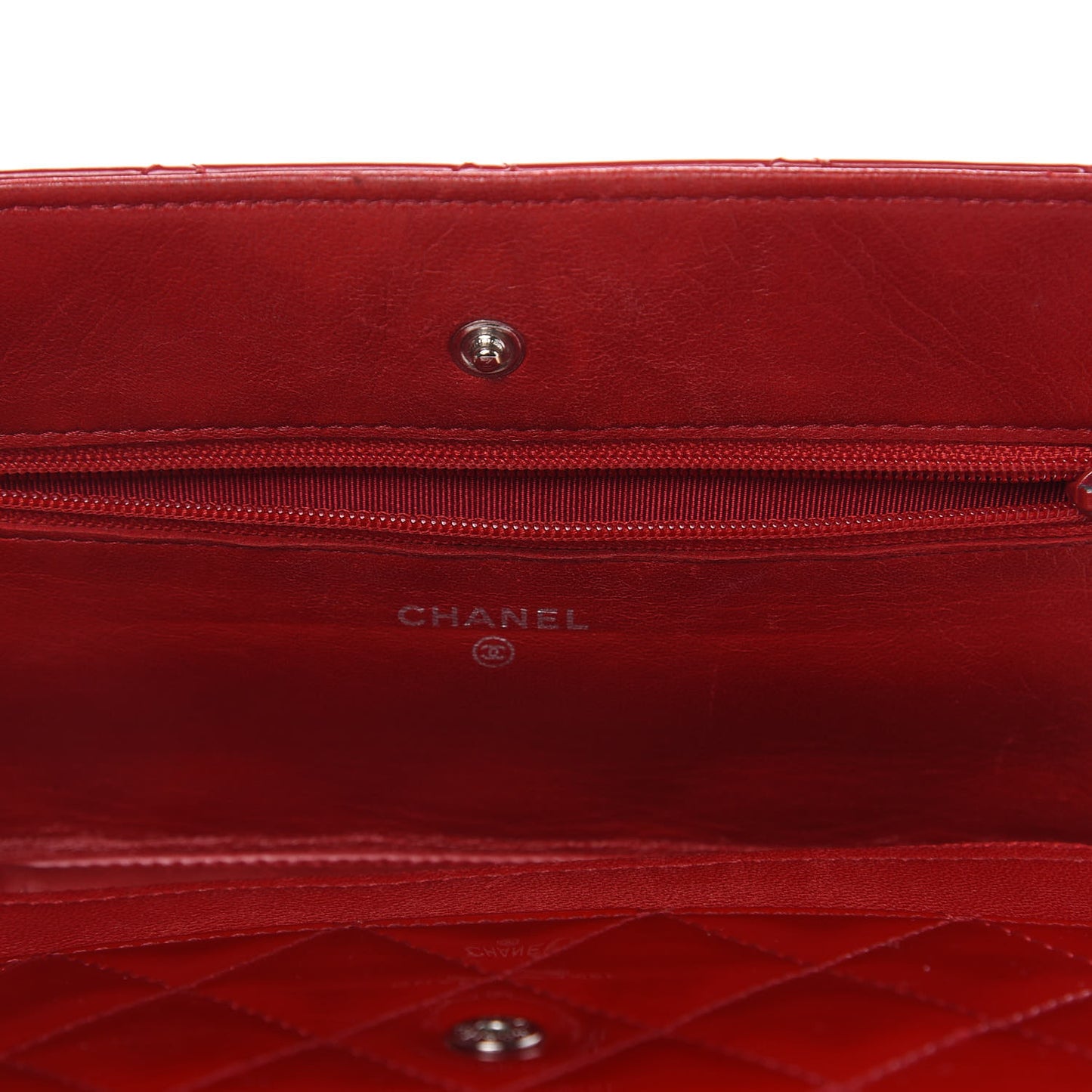 Patent Quilted Wallet On Chain WOC Red