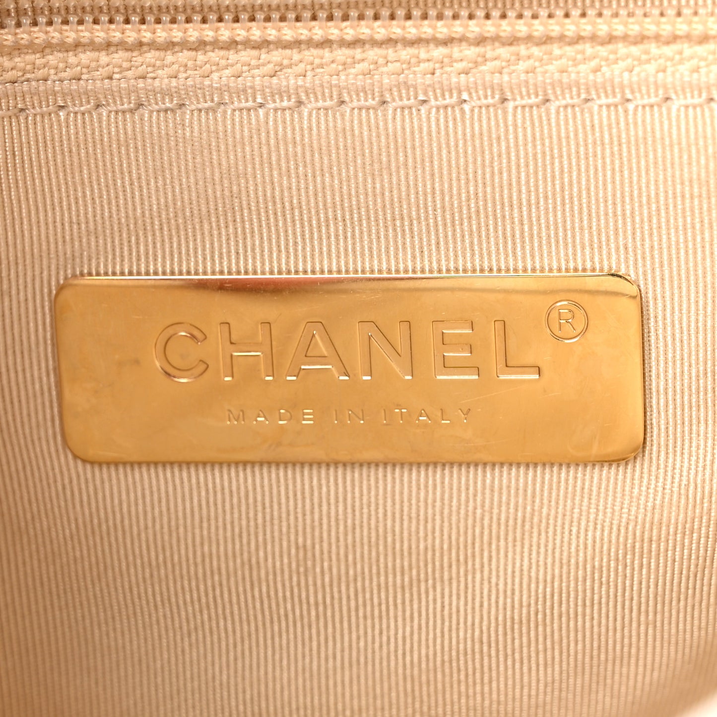 Goatskin Quilted Medium Chanel 19 Flap White