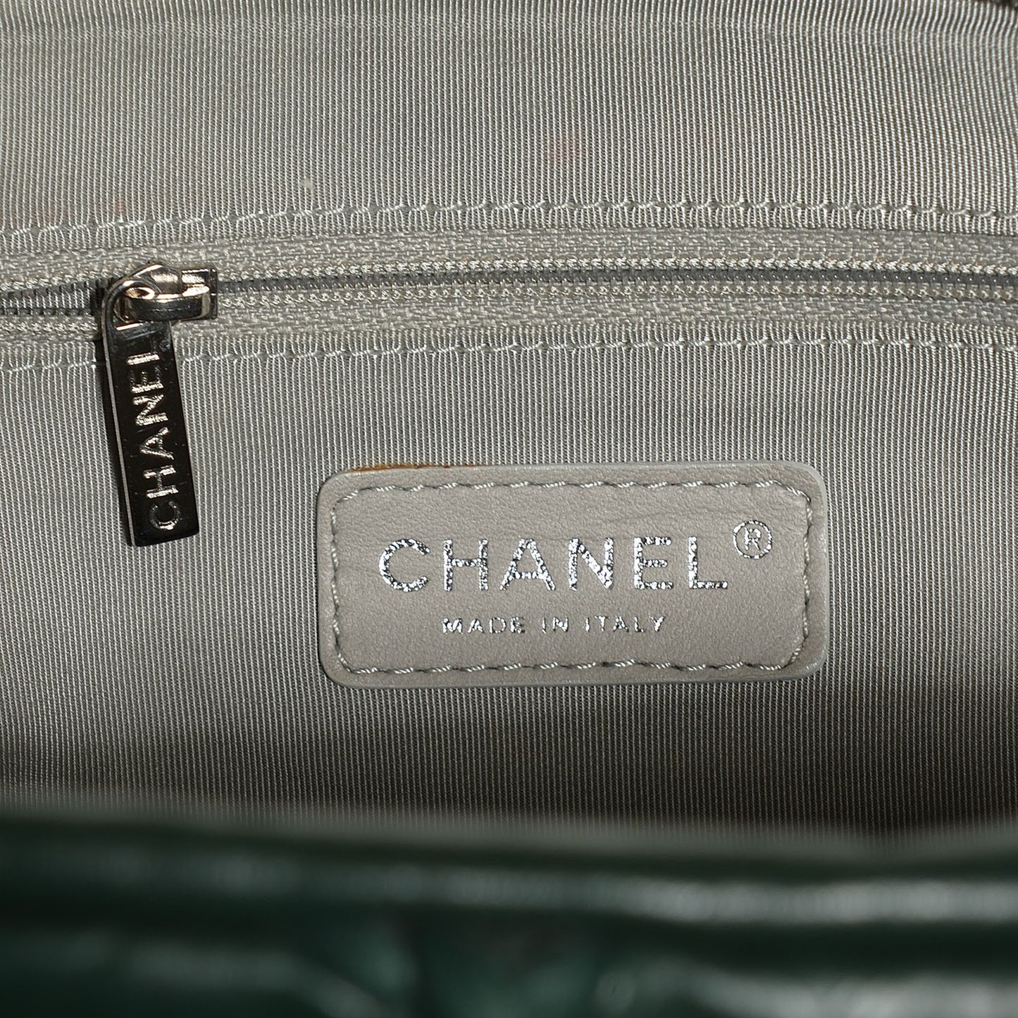 Calfskin Ultra Stitch Shoulder Bag Green