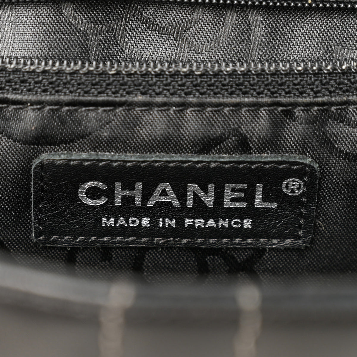 Lambskin Vertical Quilted Medium Single Flap Black