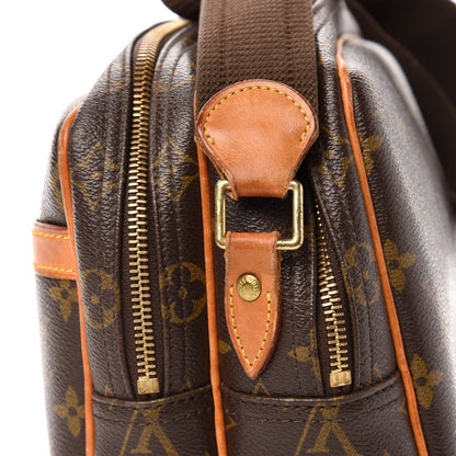 Louis Vuitton Monogram Reporter PM 12 of 14