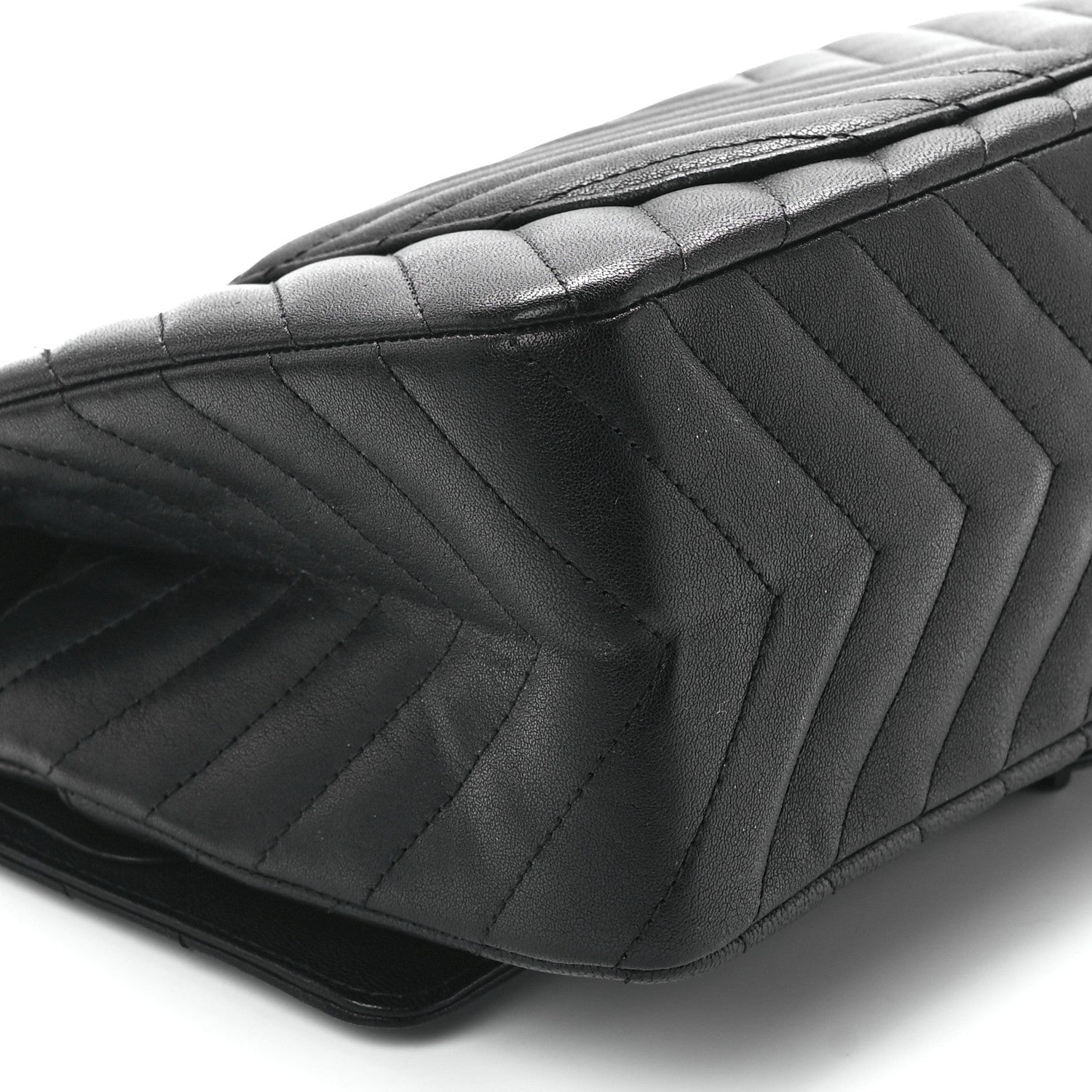 Chanel Sheepskin Chevron Quilted 2.55 Reissue 226 Flap So Black 10 of 11