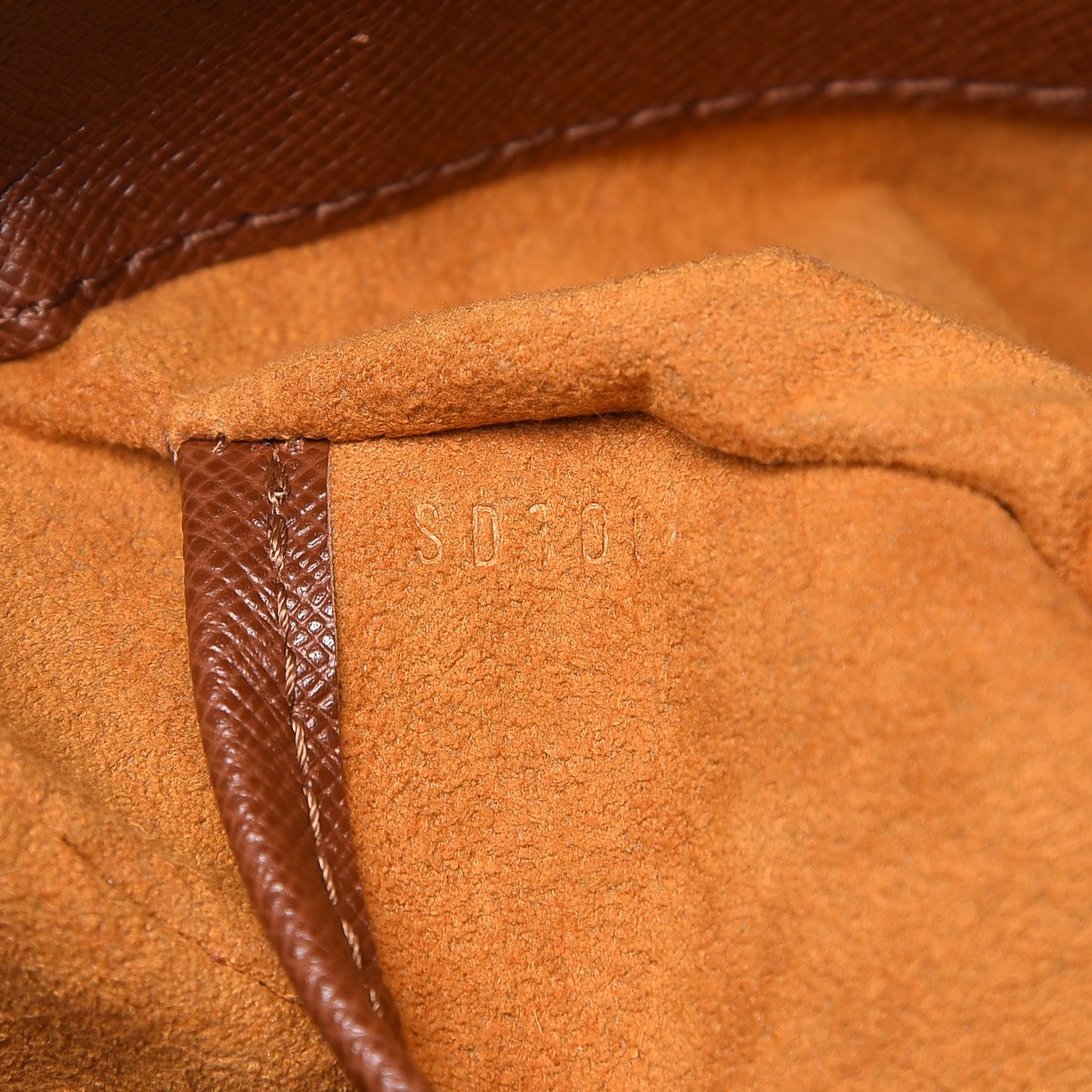 Monogram Musette Tango