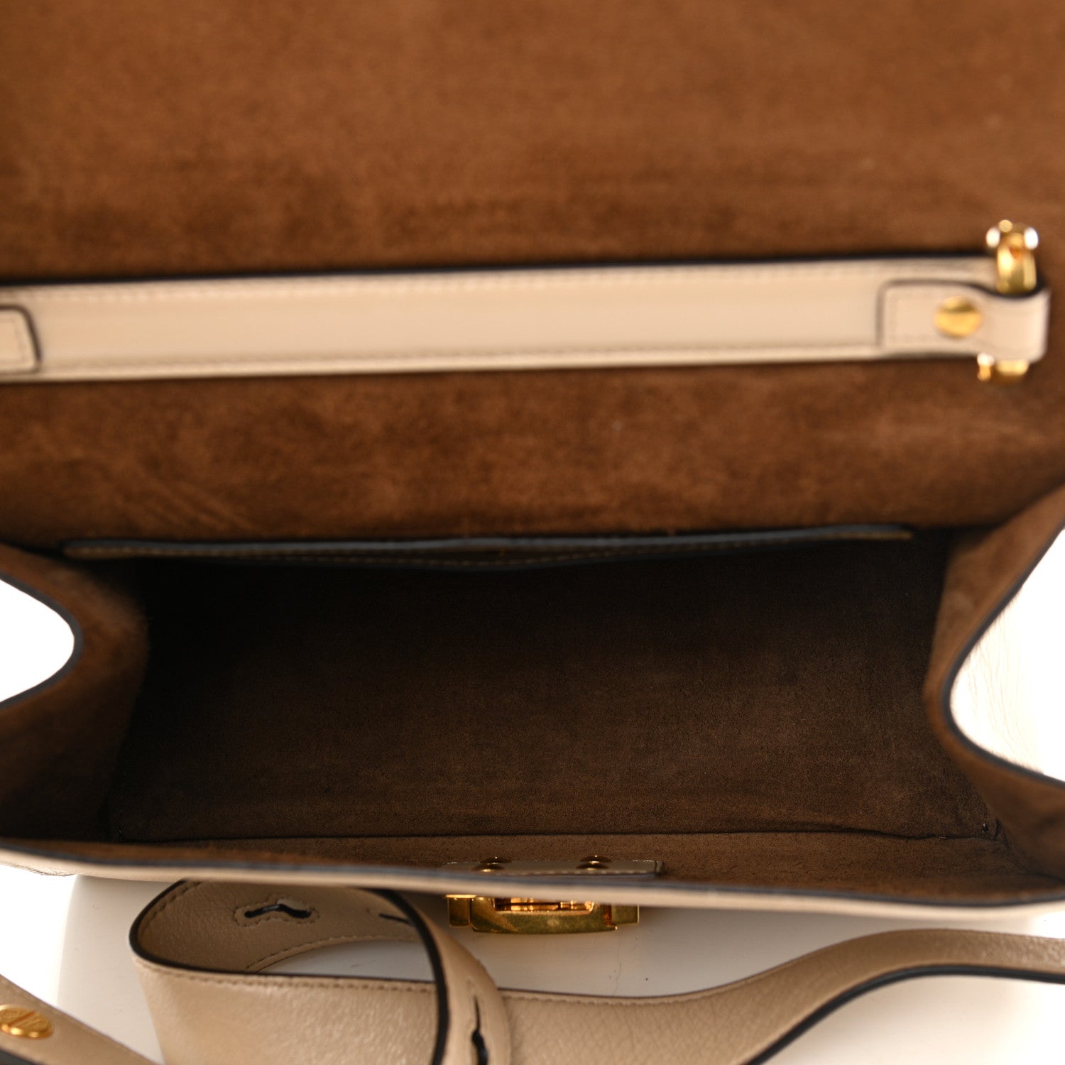 Fendi Agnello Old Shine F is Fendi Kan U Shoulder Bag Amido 5 of 10
