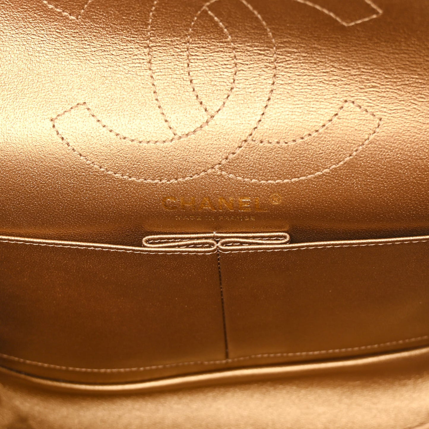 Metallic Calfskin Chevron Quilted 2.55 Reissue 226 Flap Gold