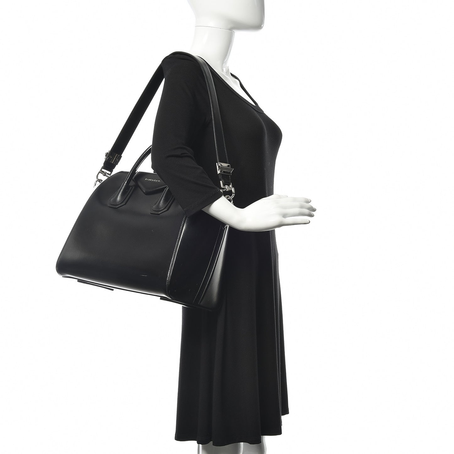 Shiny Lord Calfskin Medium Antigona Black