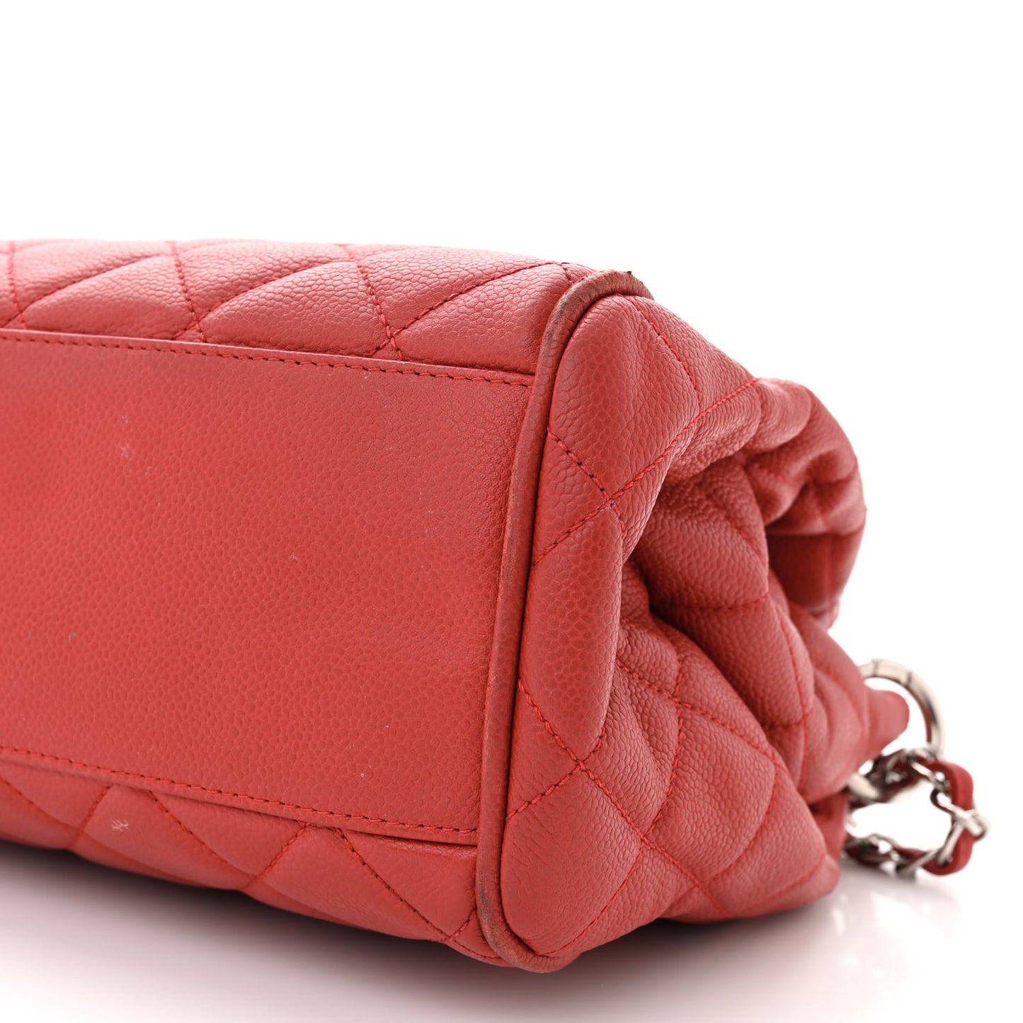Caviar Quilted Timeless Accordion Flap Red