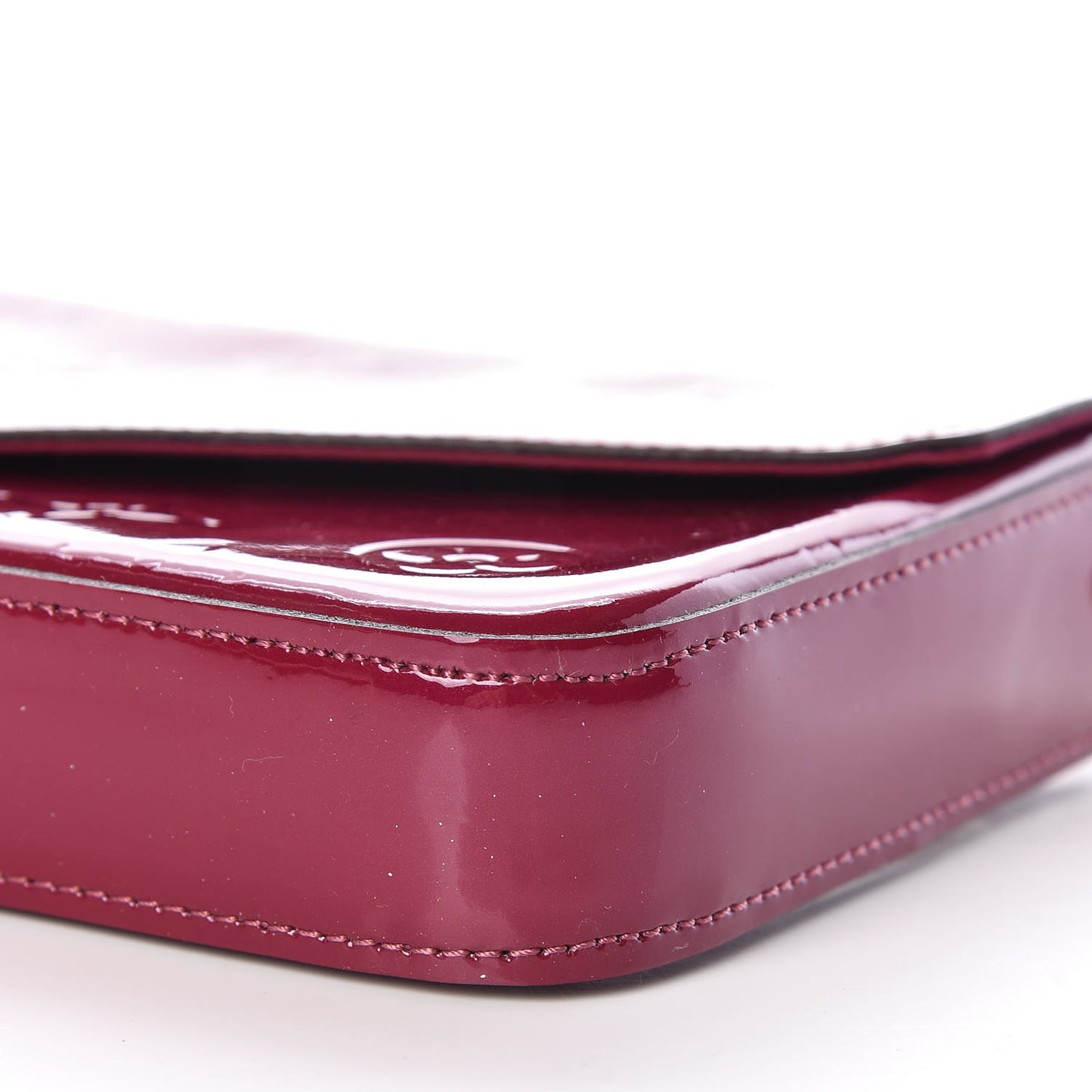 Vernis Felicie Chain Wallet Magenta