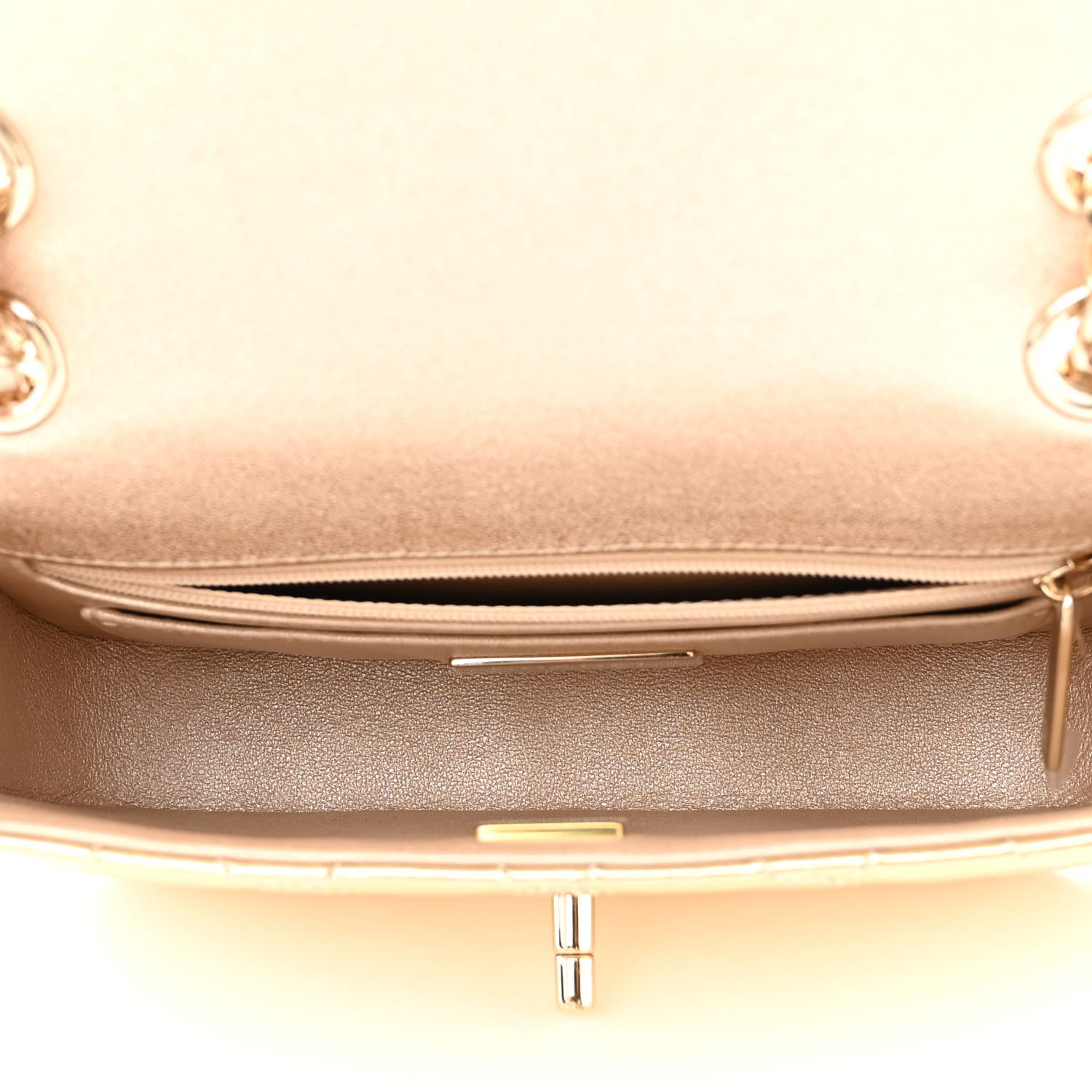 Chanel Mirror Calfskin Metallic Calfskin Quilted Hollywood Boulevard Mini Flap With Star Coin Purse Gold 7 of 12