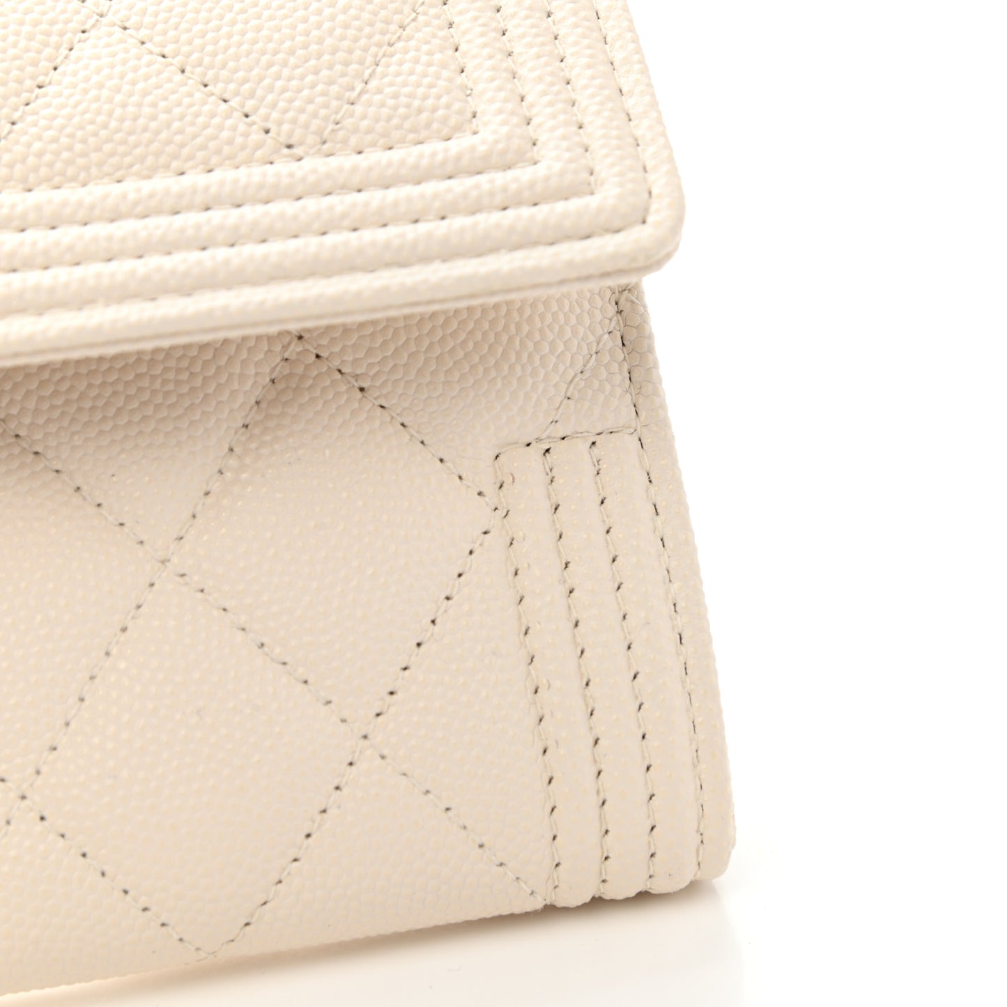 Caviar Quilted Large Boy Gusset Flap Wallet White