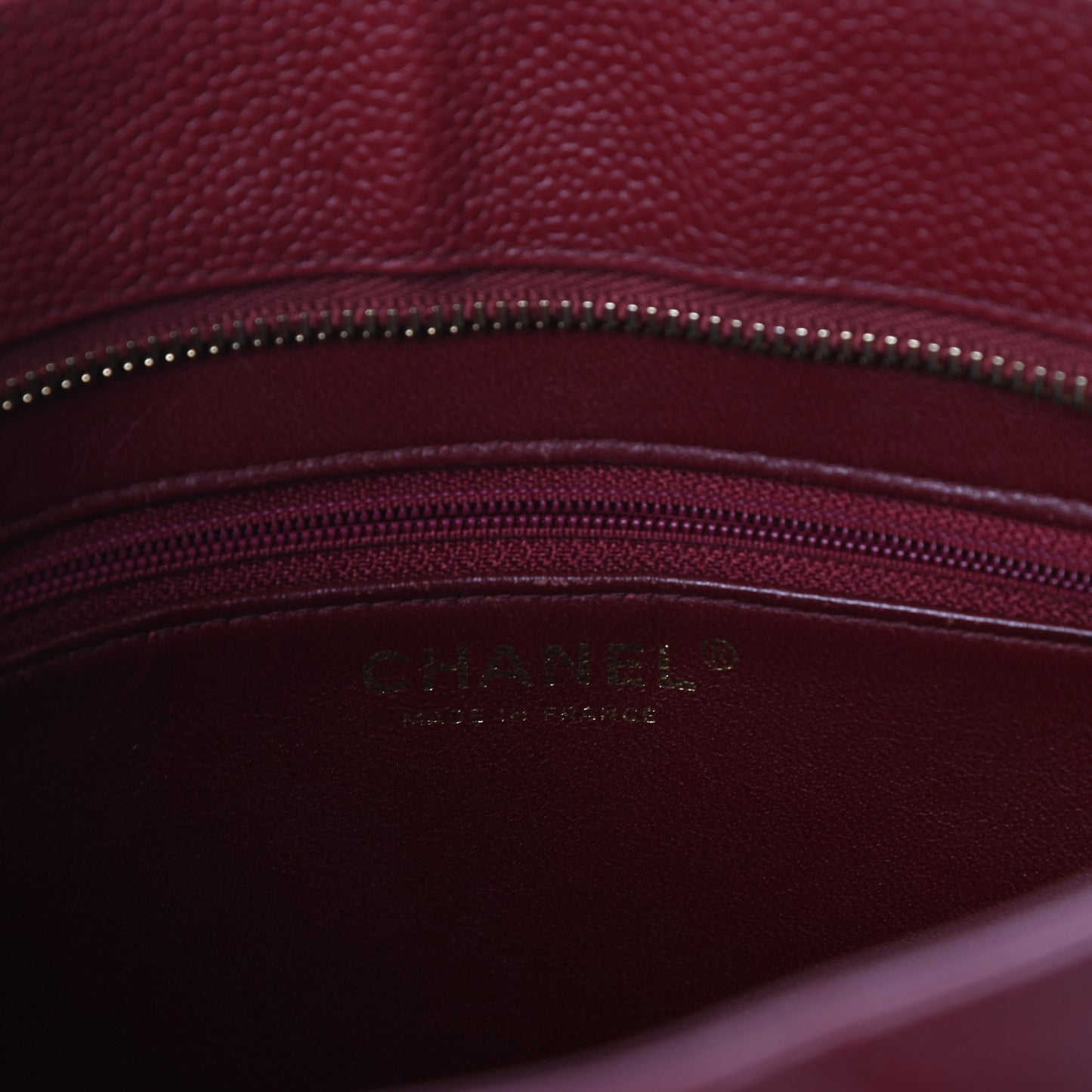 Caviar Quilted Medallion Tote Red
