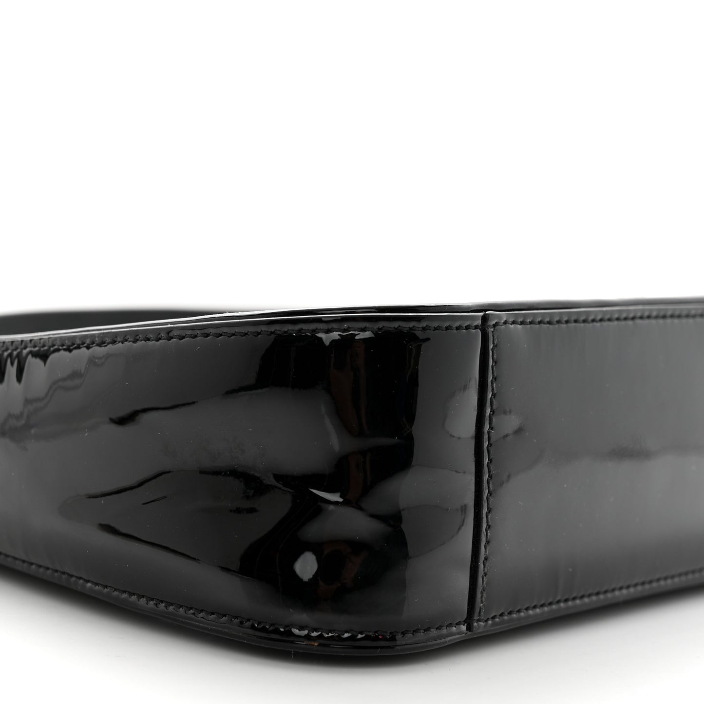 Patent Le 5 A 7 Hobo Black