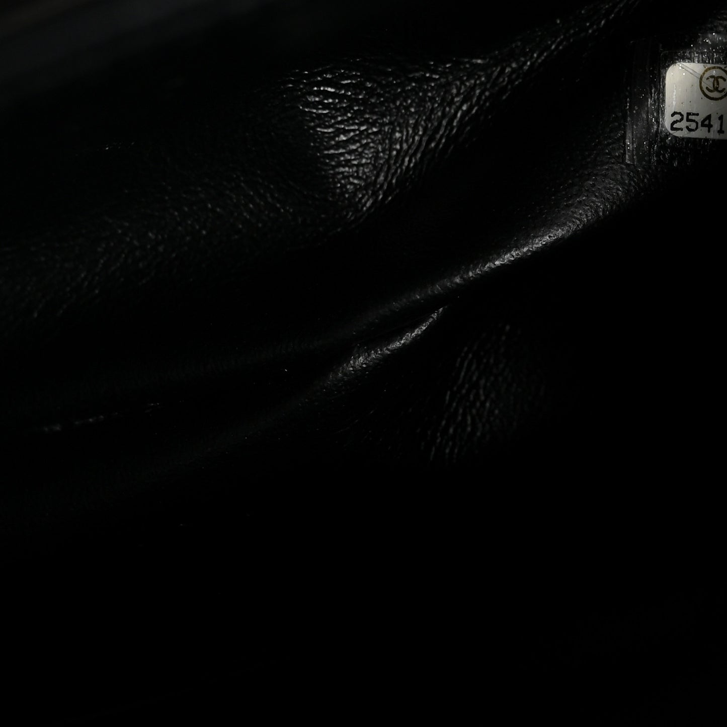 Aged Calfskin Chevron Quilted 2.55 Reissue 225 Flap So Black