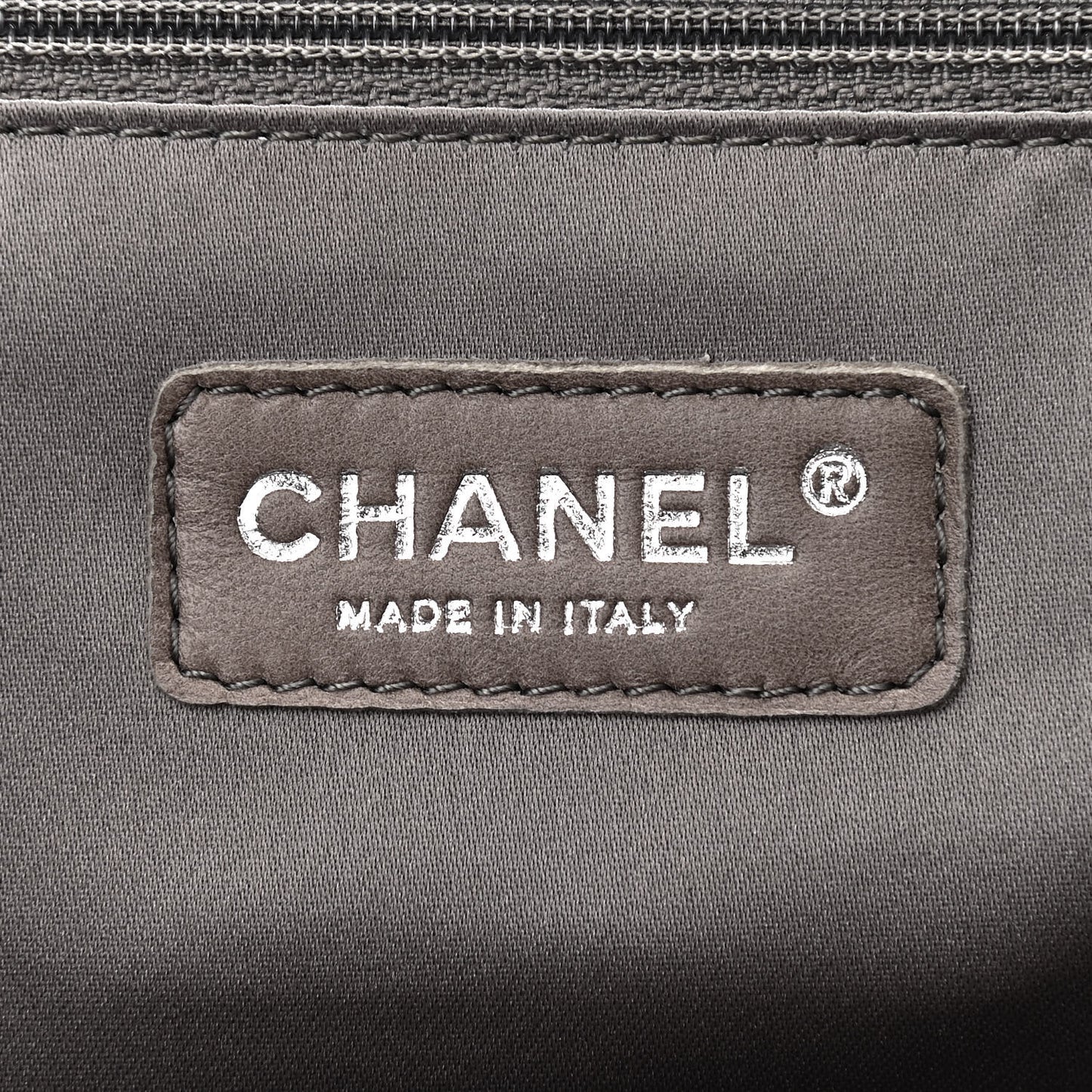 Lambskin Quilted Flap Black White