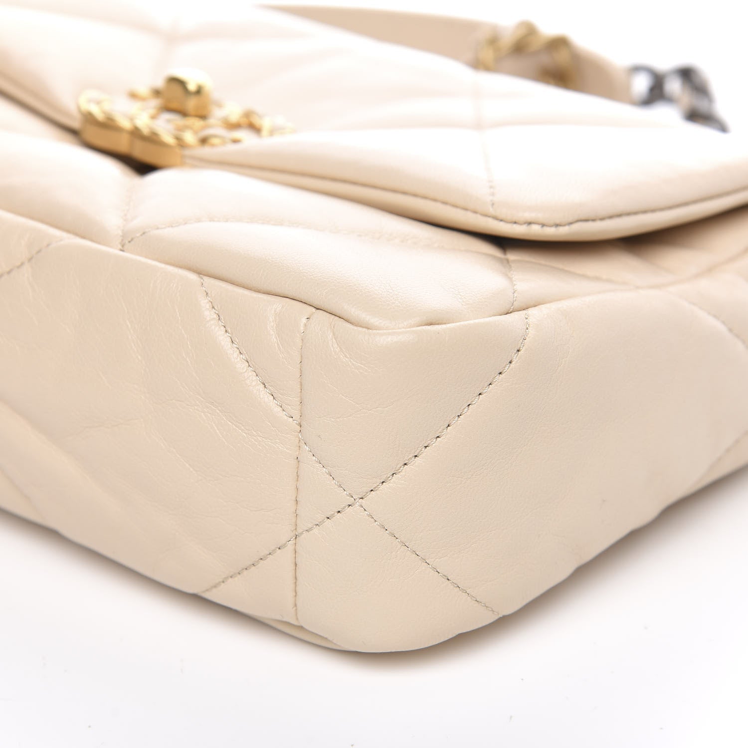 Chanel Goatskin Quilted Medium 19 Flap Beige 8 of 10