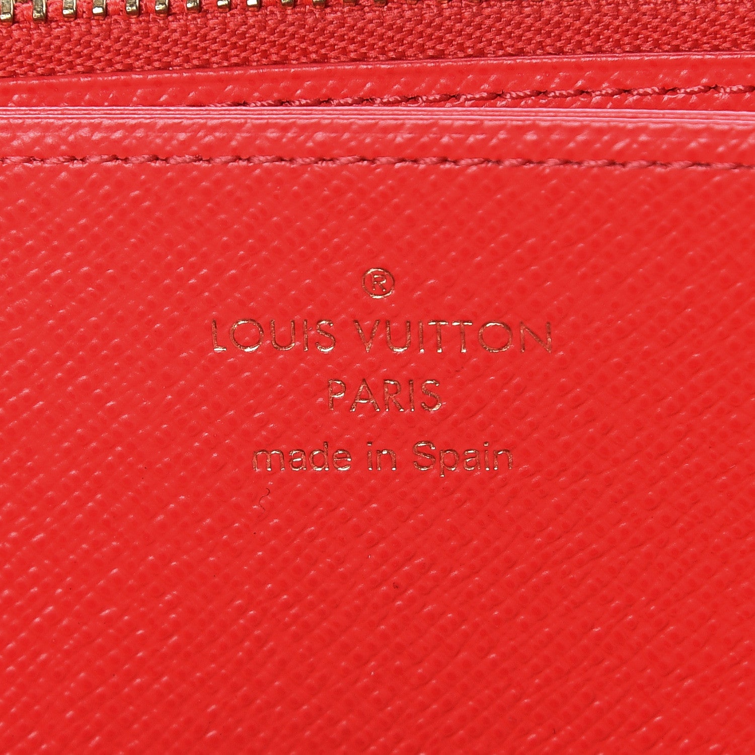 Louis Vuitton Monogram 2016 Christmas Animation Zippy Wallet Rouge 9 of 9