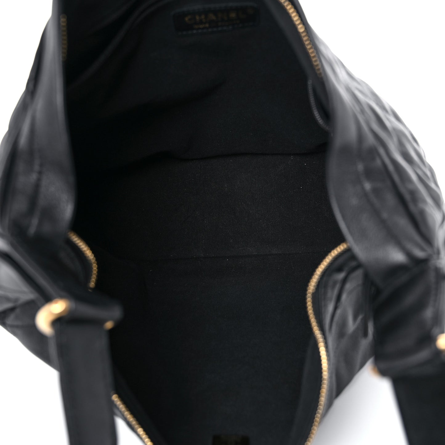 Calfskin Quilted Large Daily Hobo Black