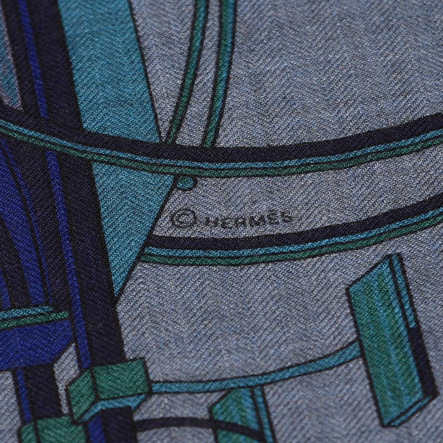 Cashmere Silk Les Voitures A Transformation Shawl 140 Bleu De Chine Kaki Marine