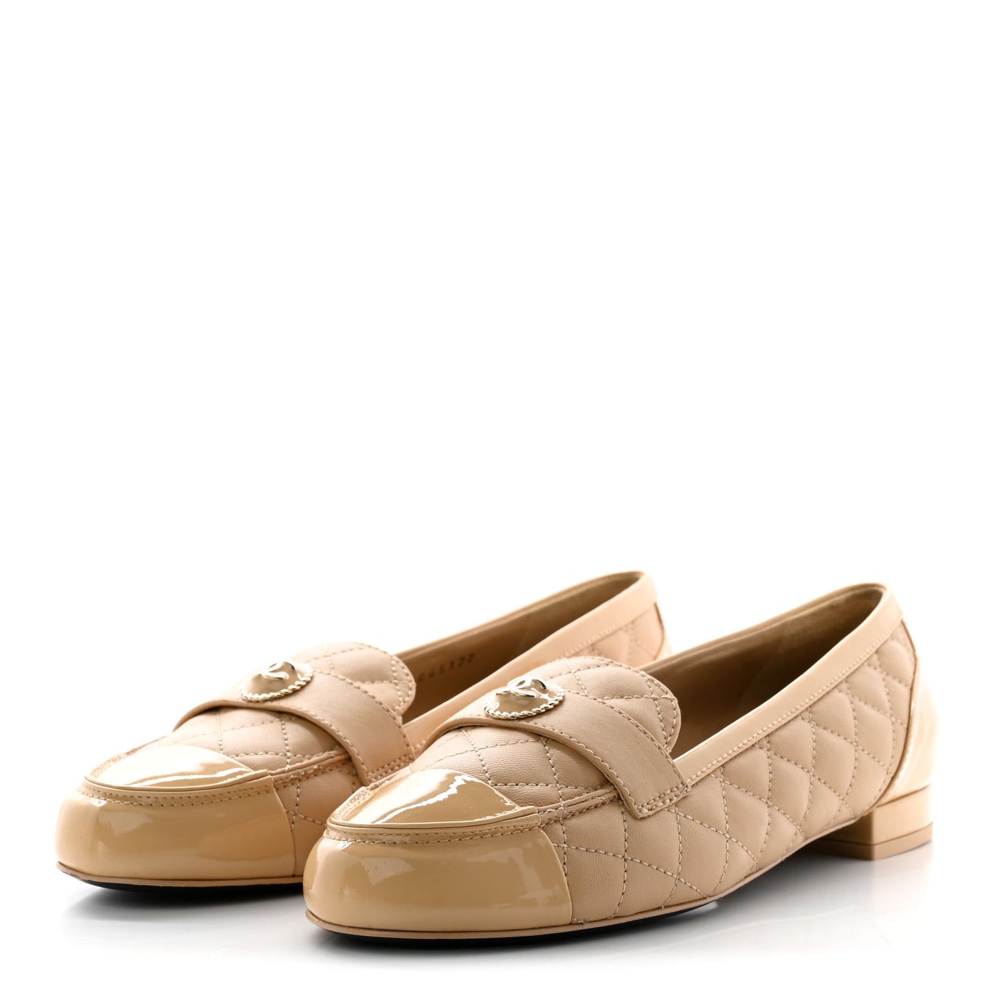 Lambskin Patent Quilted Womens CC Loafers 38.5 Beige
