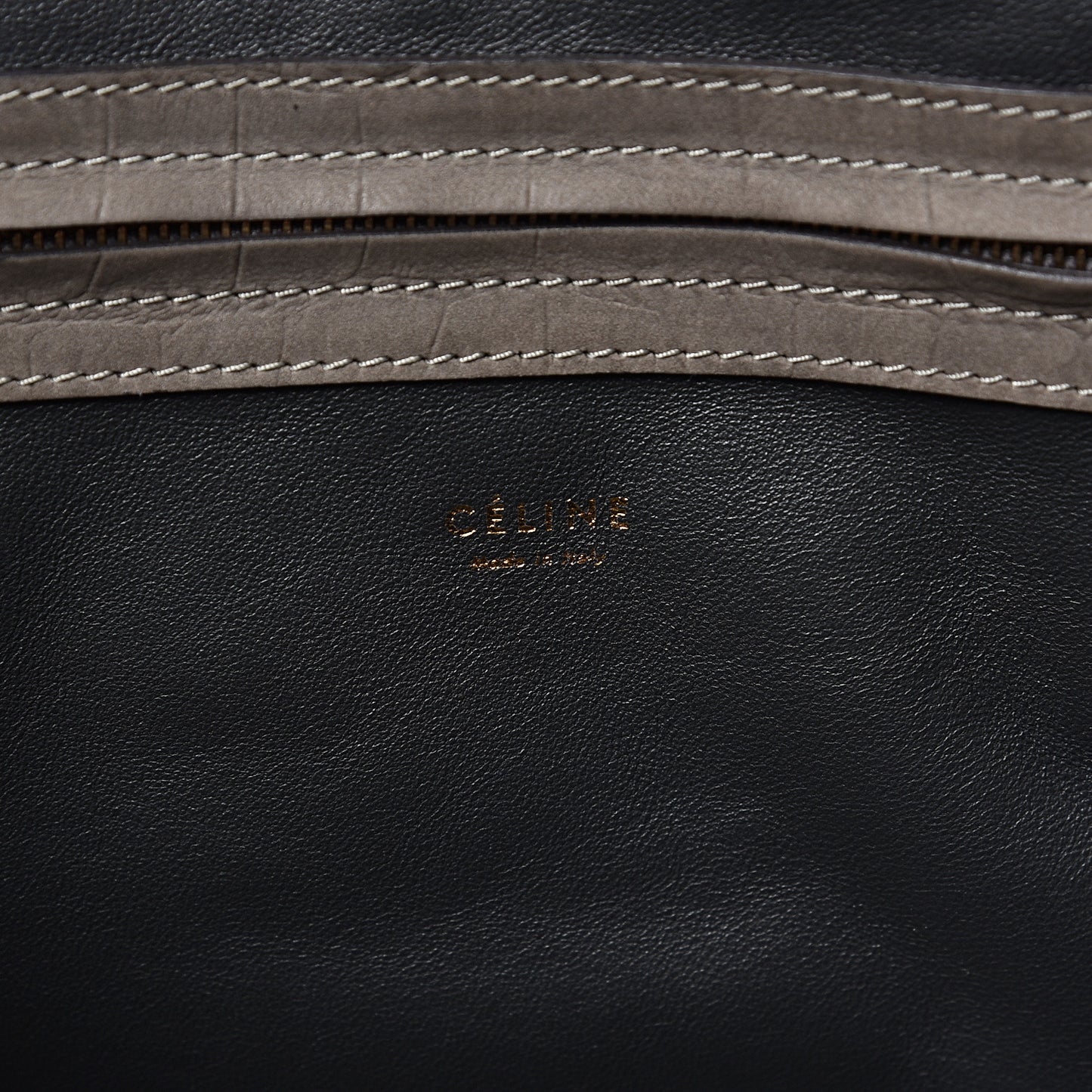 Crocodile Embossed Nubuck Medium Phantom Luggage Grey