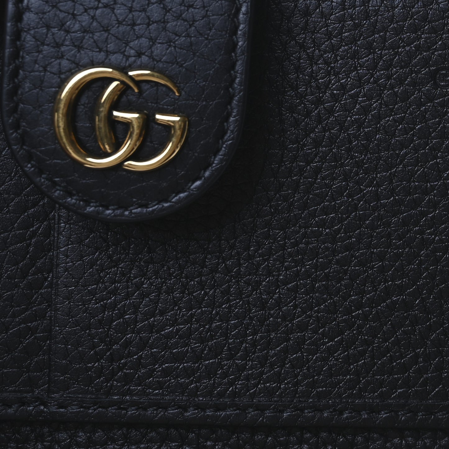 Piuma Calfskin Medium Bamboo Double G Wallet Black