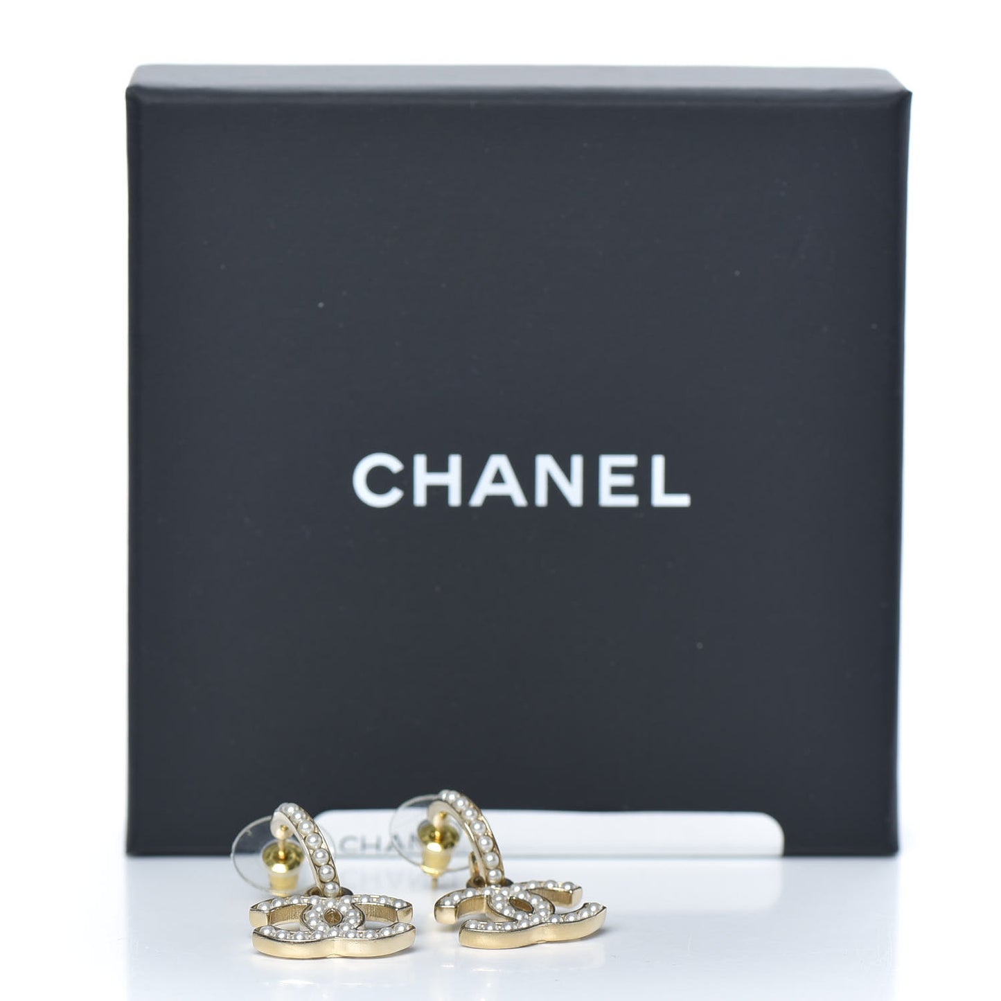 Pearl CC Hoop Drop Earring Gold
