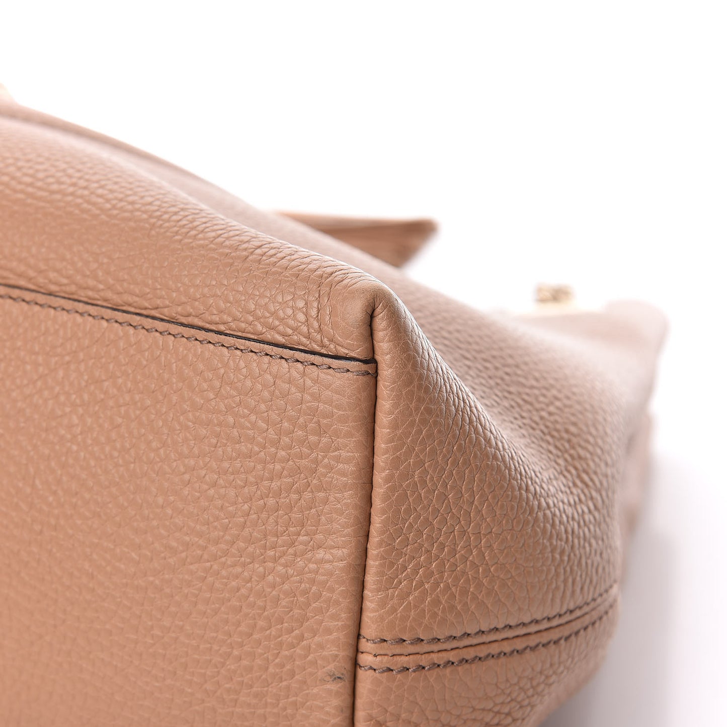 Pebbled Calfskin Medium Soho Chain Shoulder Bag Camelia