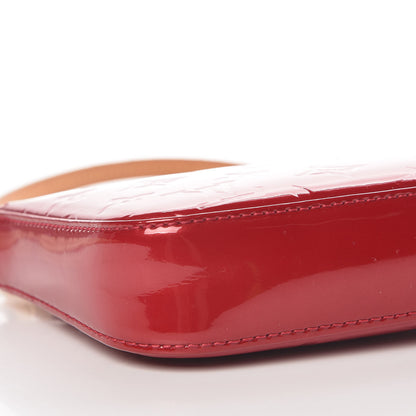 Louis Vuitton Vernis Pochette Accessories NM Pomme d'Amour 12 of 13