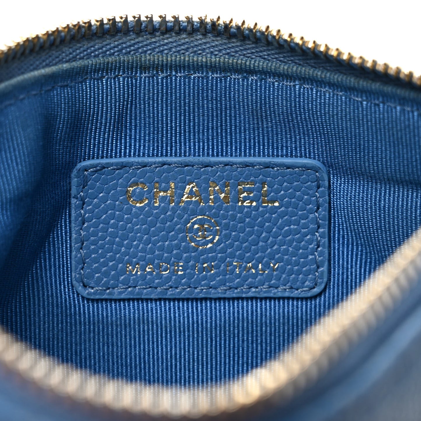 Caviar Quilted Small Pouch Blue