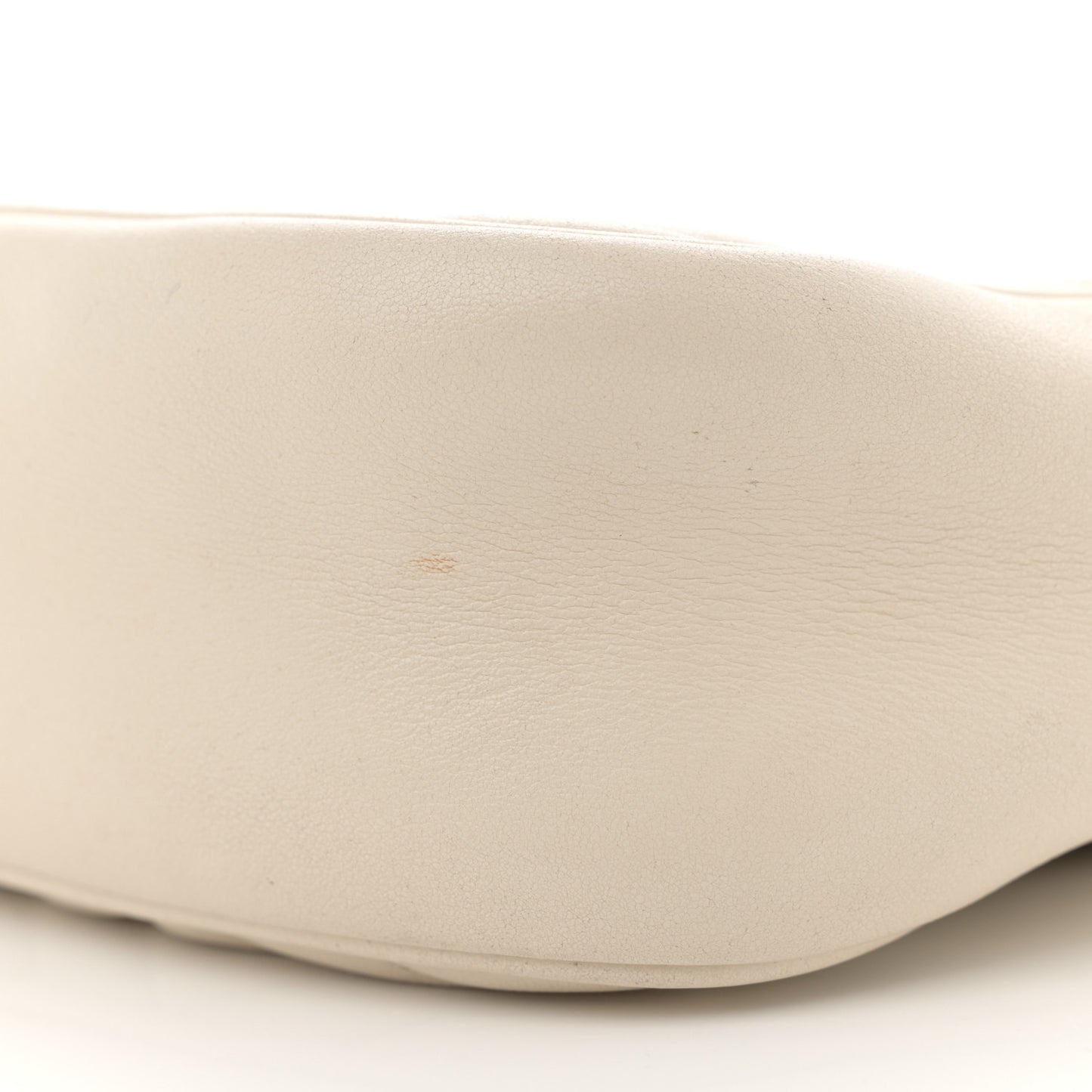 Calfskin Matelasse Small GG Marmont Chain Shoulder Bag White