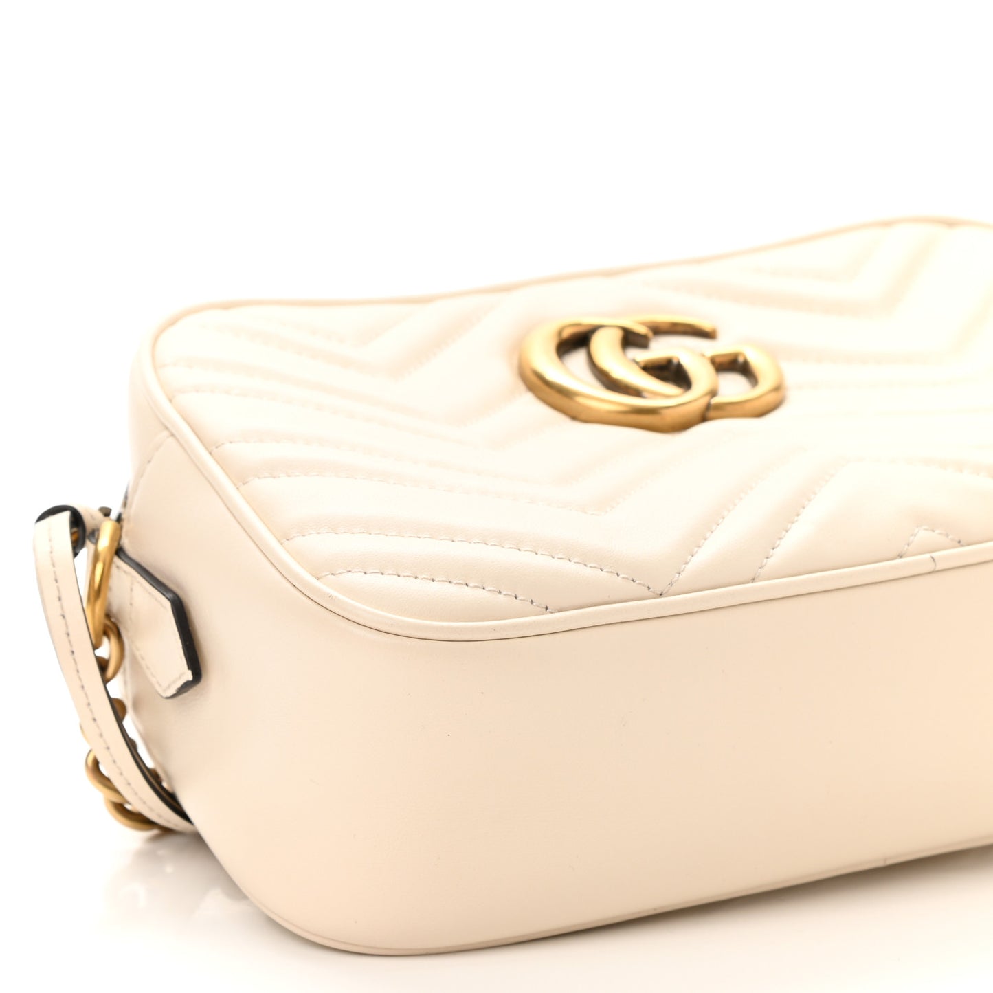 Calfskin Matelasse Small GG Marmont Chain Shoulder Bag White
