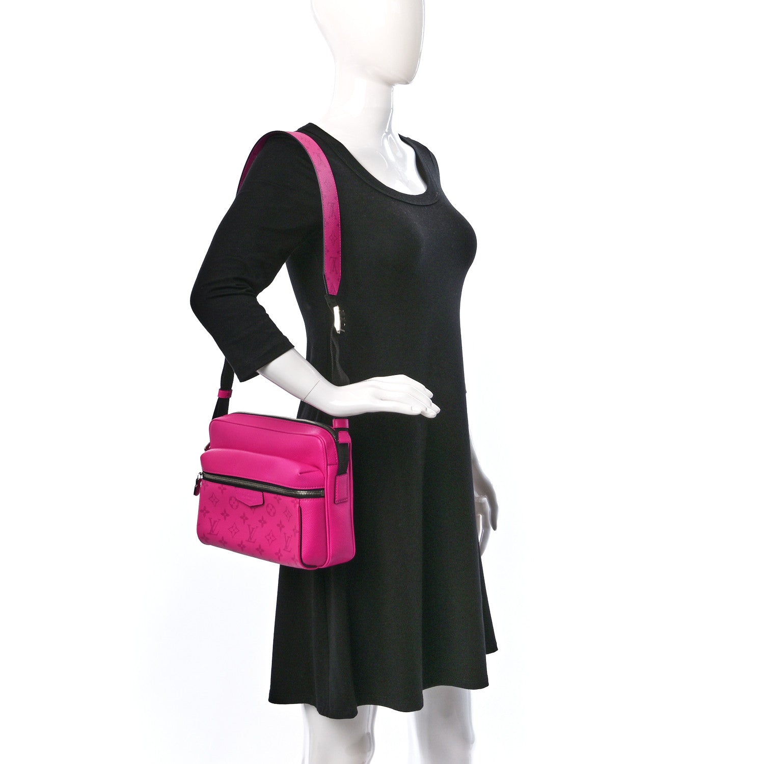 Louis Vuitton Taigarama Outdoor Messenger Fuchsia 2 of 8