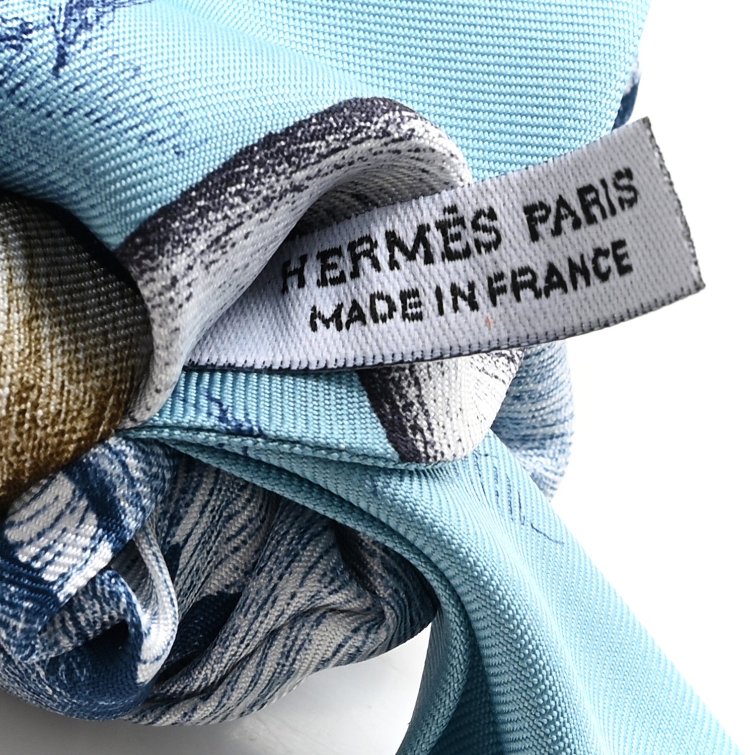 Hermes Silk Blla A L'Ombre Des Chouchou Scrunchie Blue 3 of 3