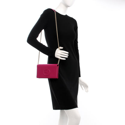Gucci Pebbled Calfskin Soho Wallet on Chain Bright Bougainvillea 2 of 7