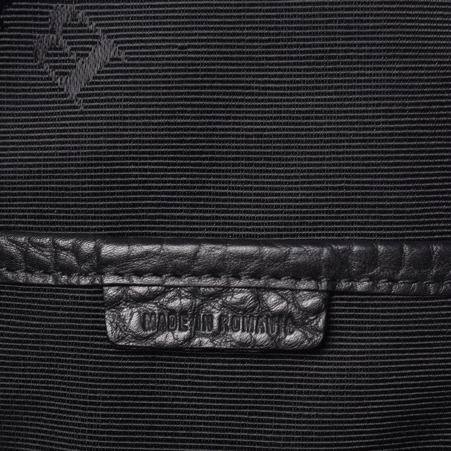 Heritage Grain Medium Orchard Bowling Bag Black