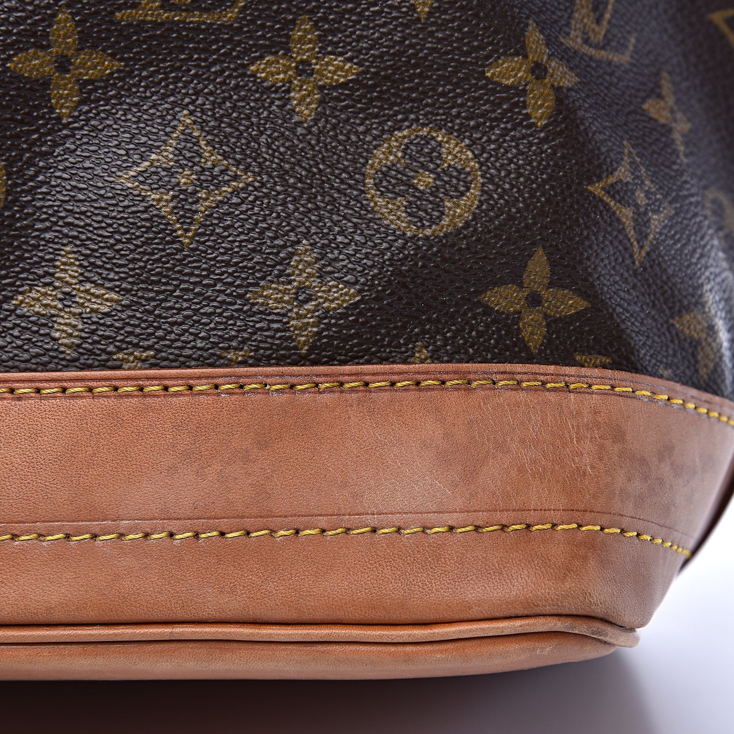 Monogram Noe