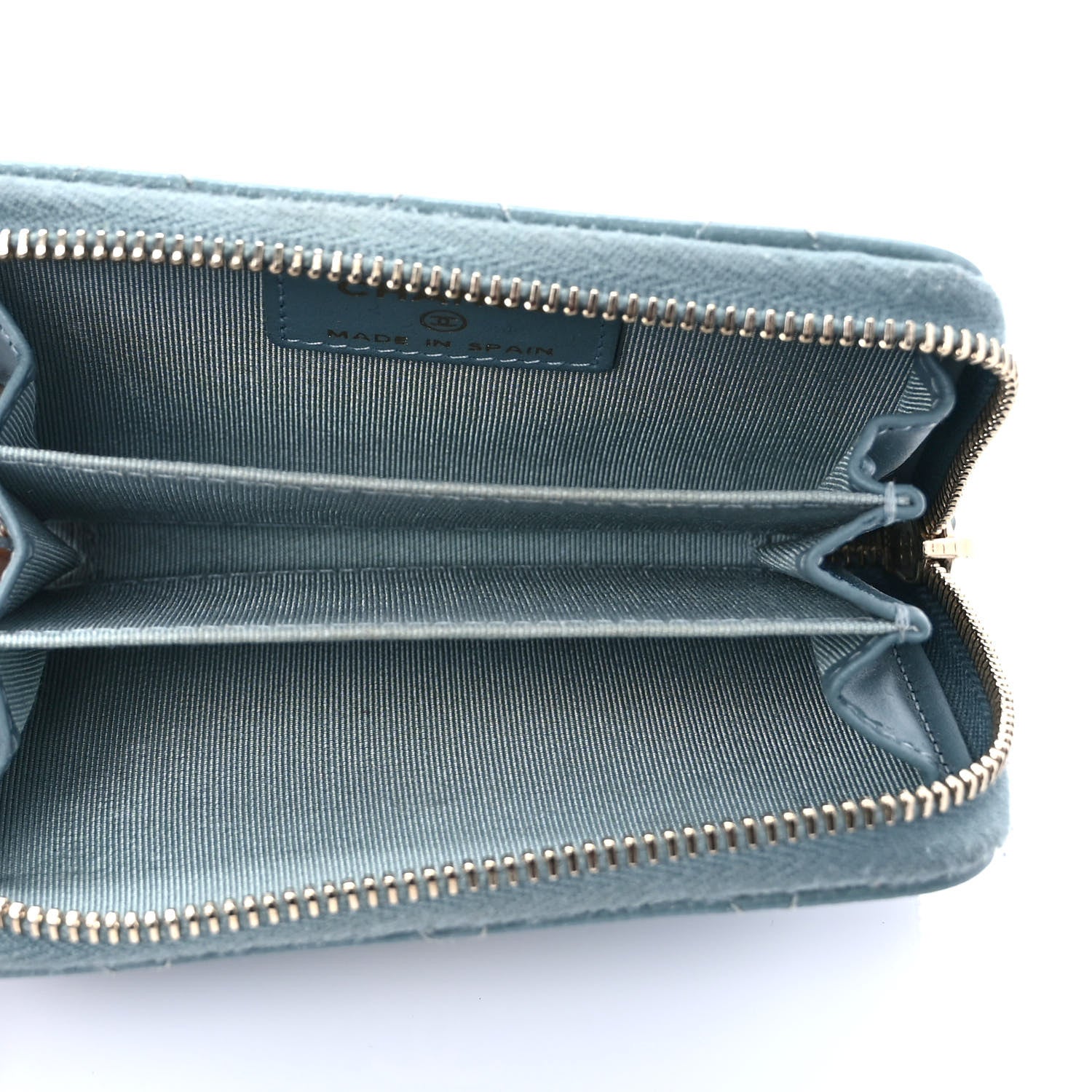 Chanel Iridescent Caviar Quilted Zip Coin Purse Light Blue 5 of 8