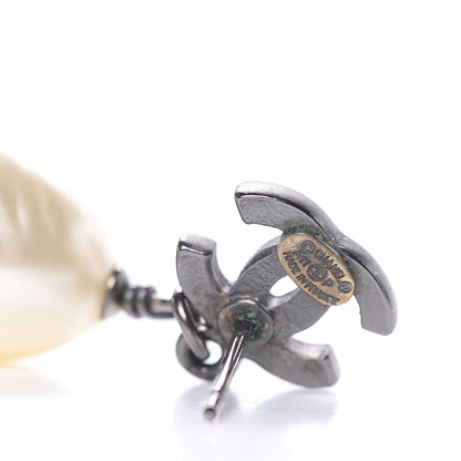 Chanel Pearl Enamel CC Drop Earrings Ruthenium Black 3 of 5
